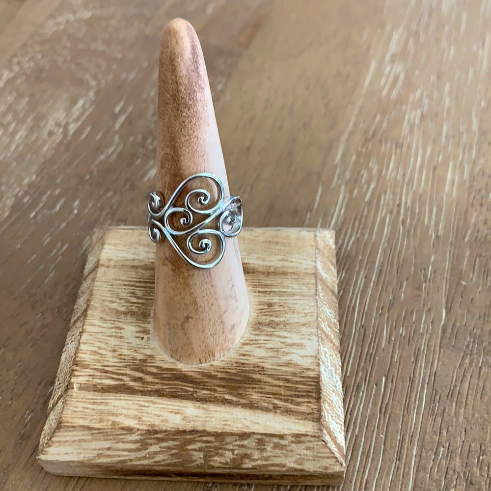 NEW Beautiful Sterling Silver Filigree Heart Ring